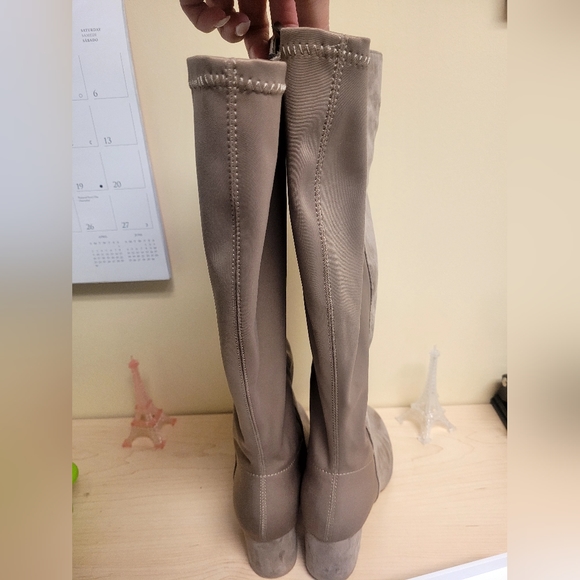 Size 8 WW Beige knee high boot - Picture 3 of 4